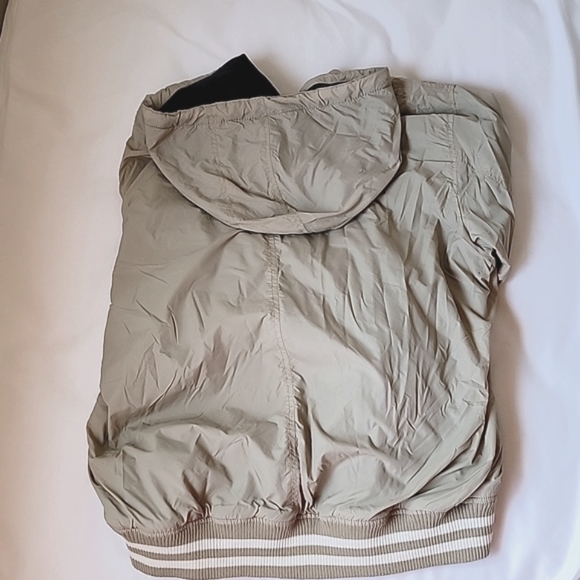 NWT H&M Water Repellent Windbreaker Hooded Cotton Lined Jacket Men's - Picture 2 of 3